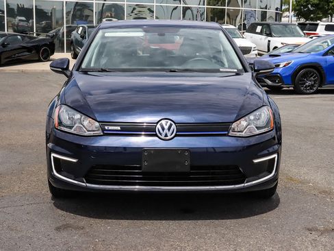 Used 2016 Volkswagen e-Golf SE FWD image 2