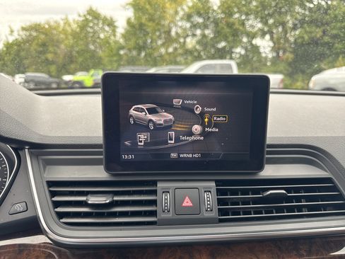Used 2018 Audi Q5 2.0T Premium image 22