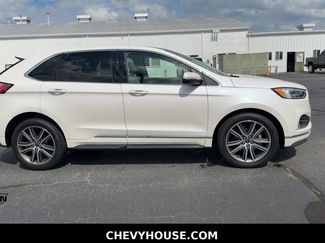 Used 2019 Ford Edge Titanium w/ Equipment Group 301A FWD video 2