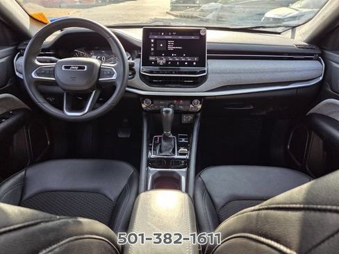 Used 2024 Jeep Compass Latitude AWD/4WD image 13