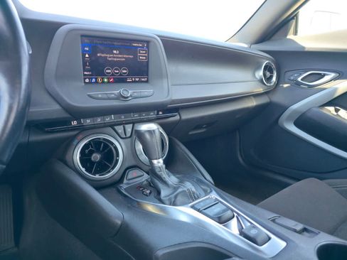Used 2023 Chevrolet Camaro LT RWD image 18
