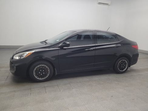 Used 2016 Hyundai Accent SE FWD image 2