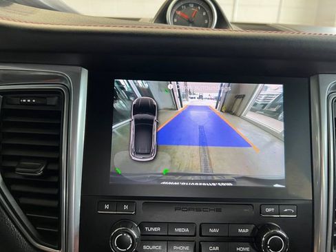 Used 2017 Porsche Macan S AWD/4WD image 23