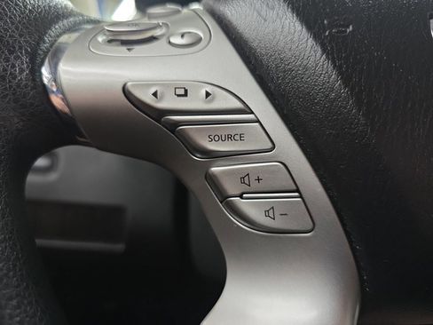 Used 2015 Nissan Murano S w/ Navigation Package AWD/4WD image 22