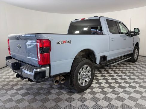 Used 2025 Ford F350 Lariat AWD/4WD image 7