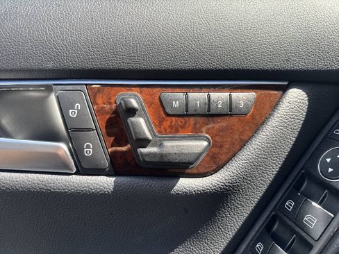 Used 2014 Mercedes-Benz C 250 Sedan image 28