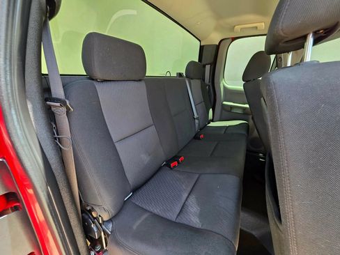Used 2010 Chevrolet Silverado 1500 W/T RWD image 16