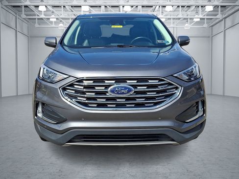 Used 2024 Ford Edge Titanium AWD/4WD image 2