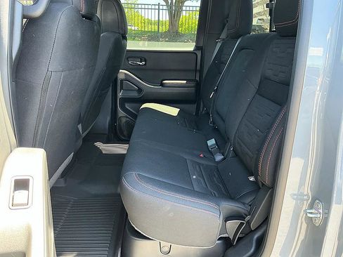 Certified 2025 Nissan Frontier PRO-4X AWD/4WD image 24