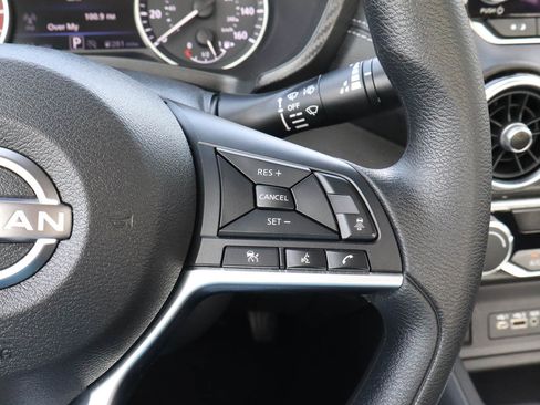 Used 2025 Nissan Sentra SV FWD image 26