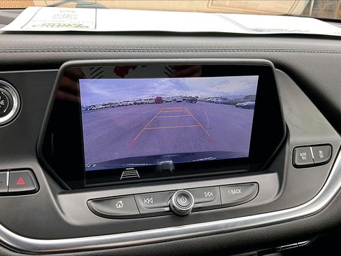 Used 2020 Chevrolet Blazer LT FWD image 22