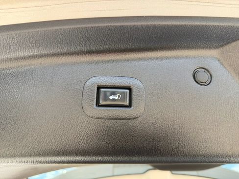 Used 2019 INFINITI QX80 Luxe w/ Proactive Package AWD/4WD image 12