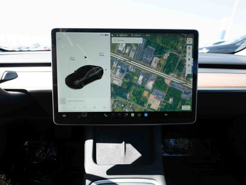 Used 2021 Tesla Model 3 Standard Range Plus RWD image 14