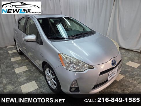 Used 2012 Toyota Prius C Four image 1