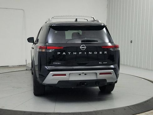 Used 2025 Nissan Pathfinder SL w/ SL Premium Package AWD/4WD image 7