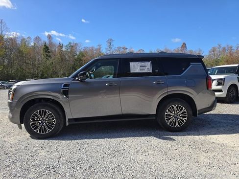 New 2026 Nissan Armada SL w/ Captain's Chari Seat Package image 5