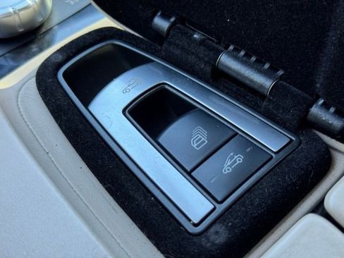 Used 2014 Mercedes-Benz E 350 Cabriolet image 39