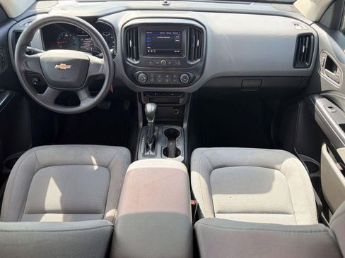 Used 2022 Chevrolet Colorado W/T RWD image 15