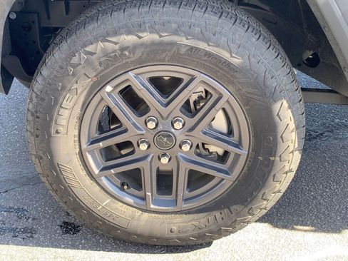 Used 2025 Jeep Wrangler Sport S image 29