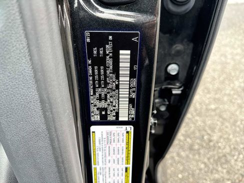 Used 2023 Lexus RX 350 Premium image 34