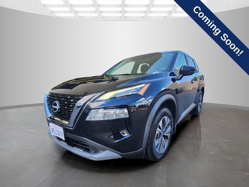 Used 2023 Nissan Rogue SV FWD image 3