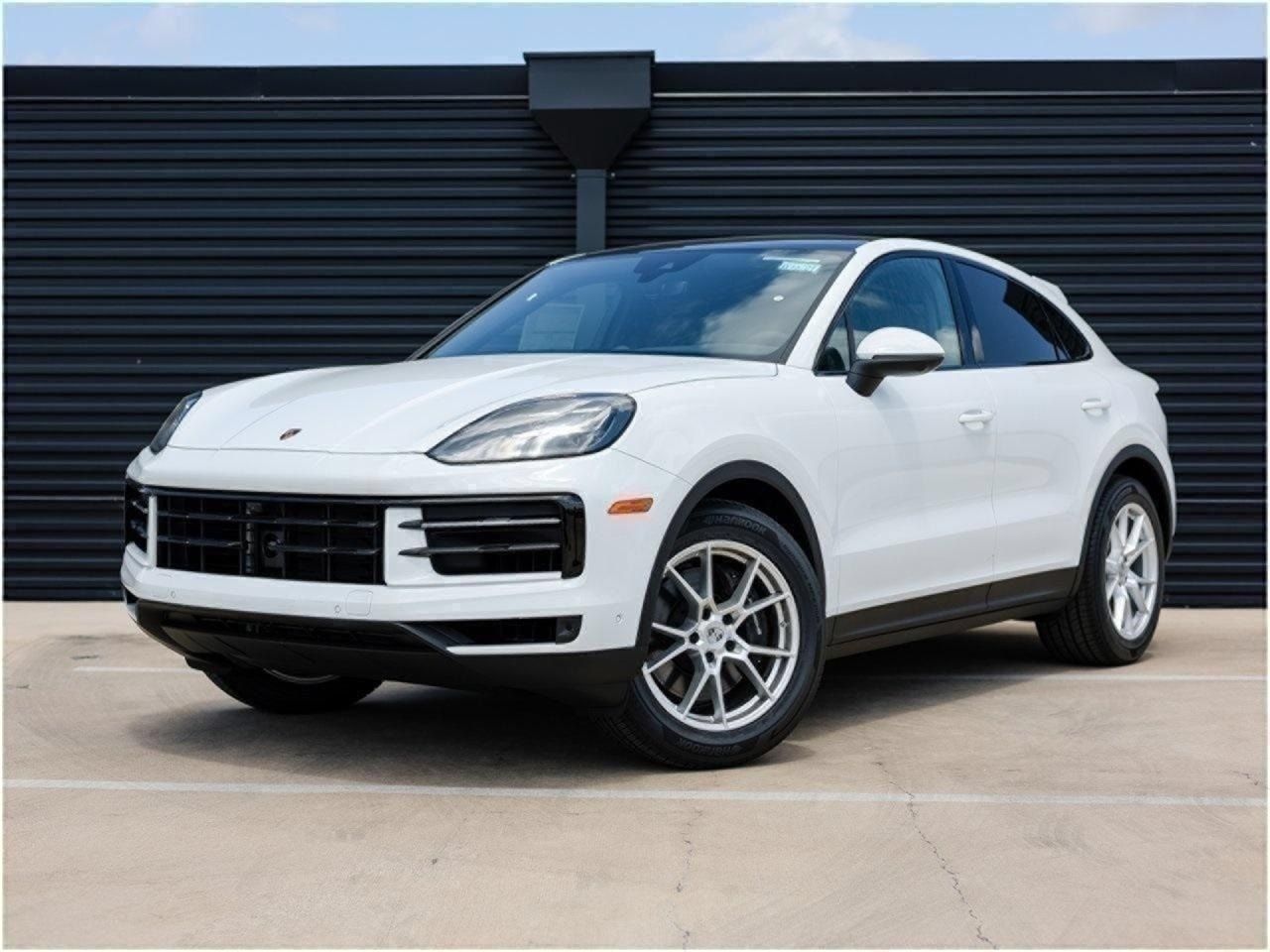 Certified 2025 Porsche Cayenne Coupe AWD/4WD image 1