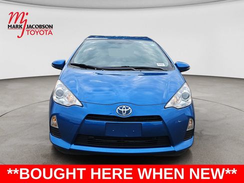 Used 2014 Toyota Prius C Three FWD image 2