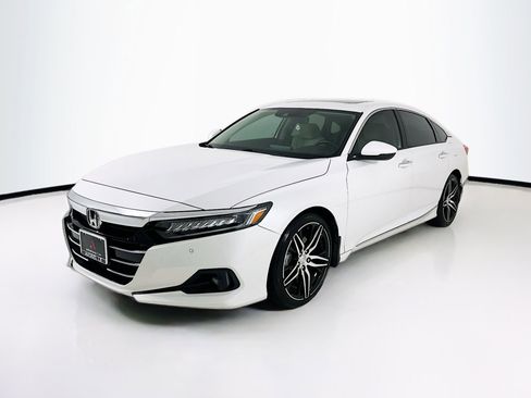 Used 2021 Honda Accord Touring image 3