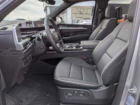 New 2026 Cadillac Escalade Sport w/ Touring Package AWD/4WD image 16