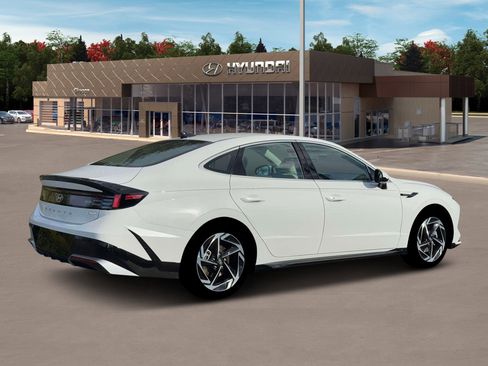 New 2026 Hyundai Sonata SEL AWD/4WD image 8