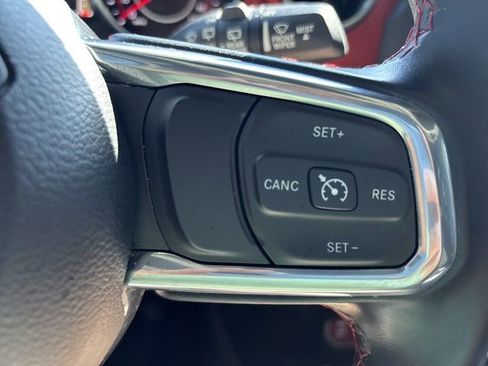 Used 2021 Jeep Wrangler Unlimited Rubicon AWD/4WD image 30