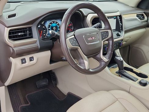 Used 2018 GMC Acadia Denali image 10