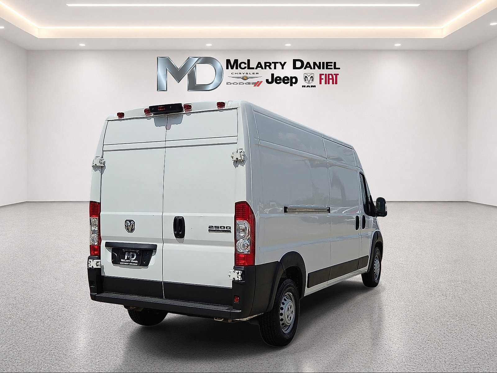 Used 2025 RAM ProMaster 2500 w/ Convenience Group FWD image 5