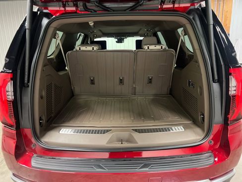 New 2026 GMC Yukon XL Denali AWD/4WD image 11