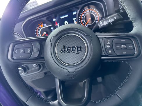 New 2026 Jeep Wrangler Unlimited Rubicon w/ Whitecap Package AWD/4WD image 23
