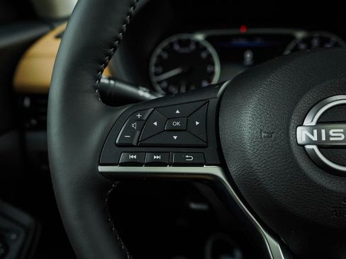 New 2025 Nissan Sentra SV w/ SV Premium Package image 20