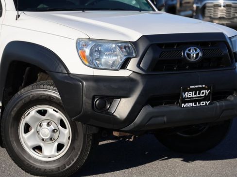 Used 2014 Toyota Tacoma PreRunner image 6