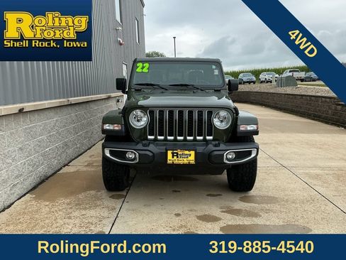 Used 2022 Jeep Gladiator Overland w/ Popular Equipment Package AWD/4WD image 4