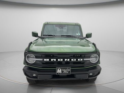 Used 2025 Ford Bronco Outer Banks AWD/4WD image 2