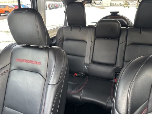 Used 2020 Jeep Wrangler Unlimited Rubicon w/ Dual Top Group image 22
