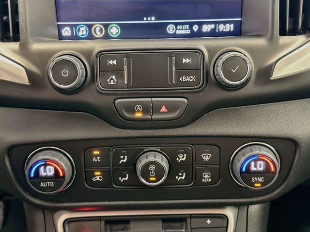 Used 2024 GMC Terrain SLT FWD image 14