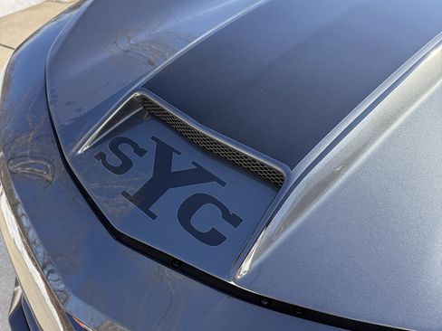 Used 2018 Chevrolet Camaro SS RWD image 11