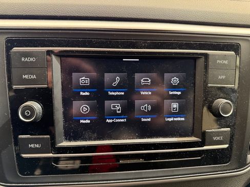 Used 2021 Volkswagen Atlas S FWD image 28