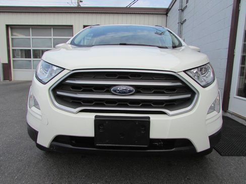 Used 2020 Ford EcoSport SE image 2