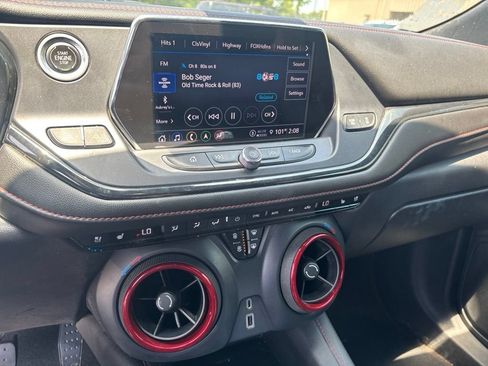 Used 2022 Chevrolet Blazer RS w/ Enhanced Convenience Package FWD image 18