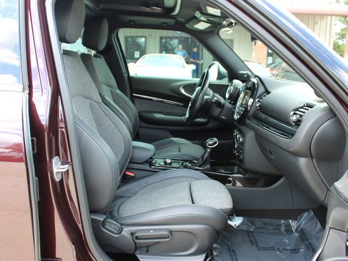 Used 2016 MINI Cooper Clubman image 16