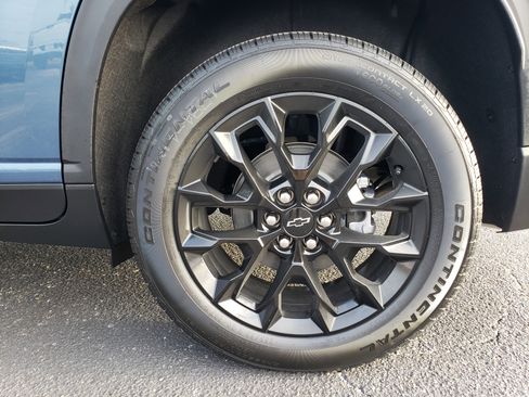 New 2026 Chevrolet Traverse LT w/ Midnight/Sport Edition image 13