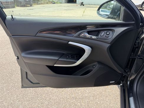 Used 2016 Buick Regal Premium FWD image 10