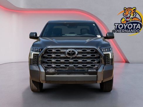 Used 2025 Toyota Tundra Platinum AWD/4WD image 2