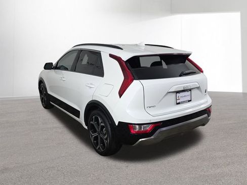 Certified 2025 Kia Niro EX Touring image 39
